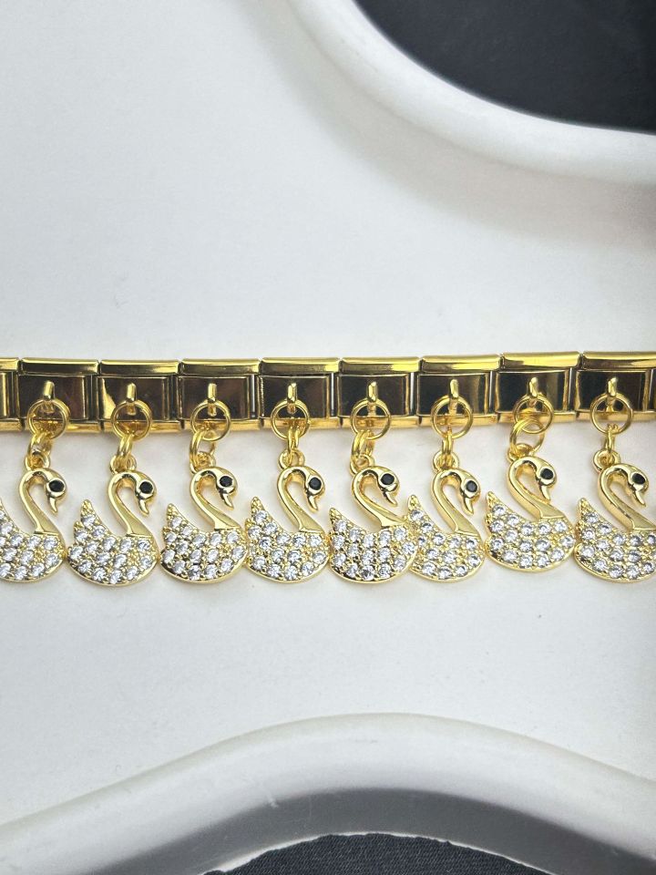 Gold Renk NMT Charm // CHARM-399